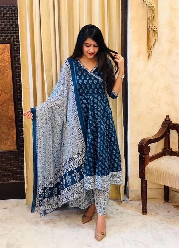 Indian_Women_Desinger_Wedding_Festival_Partywear_Anarkali_Gown_Cotton_Indigo_Blue_Print_Kurti_And_Pant_With_Dupatta