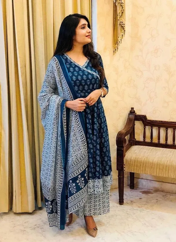 Indian_Women_Desinger_Wedding_Festival_Partywear_Anarkali_Gown_Cotton_Indigo_Blue_Print_Kurti_And_Pant_With_Dupatta