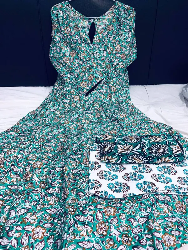Khushank_Woman's_&_Girl's_Rayon_&_Cotton_Fabric_Kurti_With_Pant_And_Duppata
