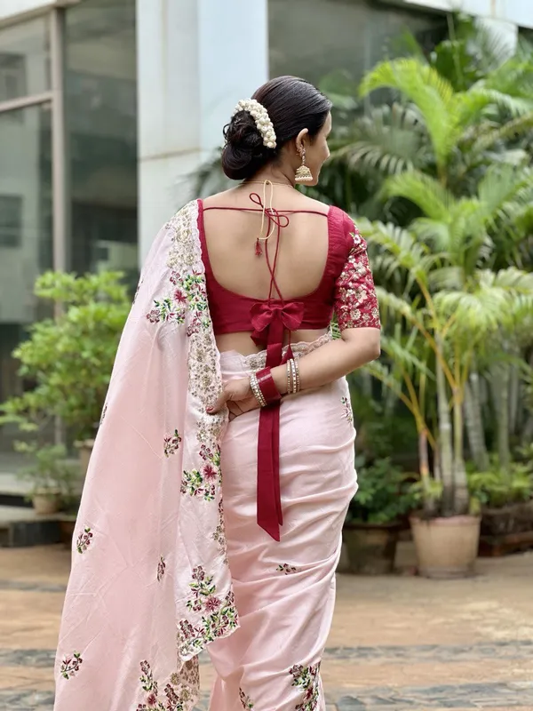Beautiful_Pink_Saree_With_Designer_Blouse_Indian_Wedding_Saree
