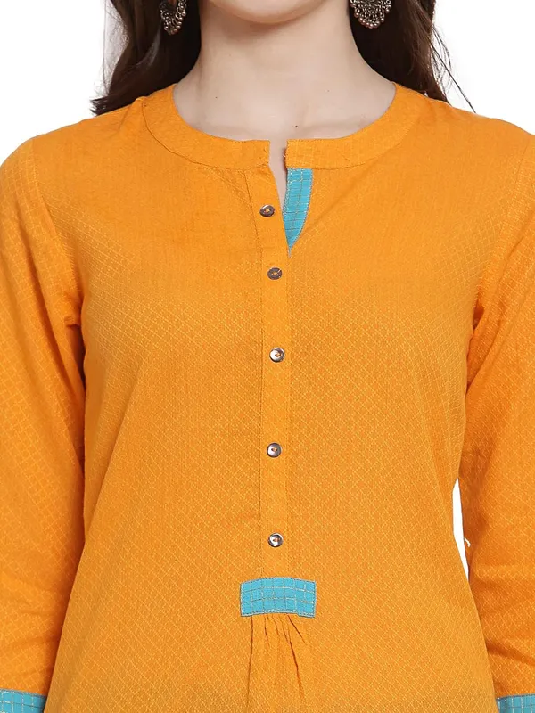Orange_Mangalgiri_Diamond_Cotton_Dobby_Weave_Kurta_Featuring_Band_Collar_Neck_&_Three_Quarter_Sleeves_&_Slub_Zari_Ckeck_Trim_Deatling_With_A_Straight_Silhouette_1_Piece
