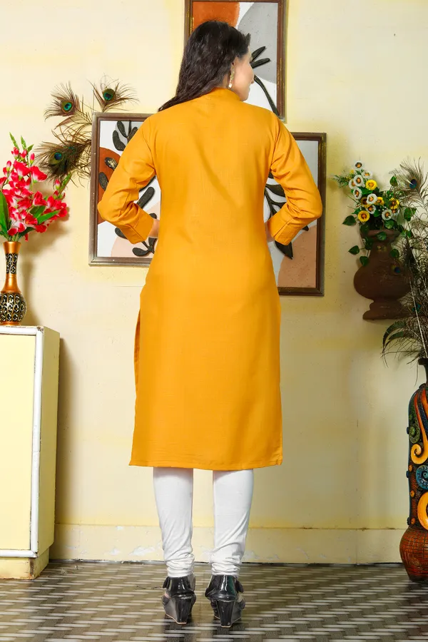 Kurti_and_kurta