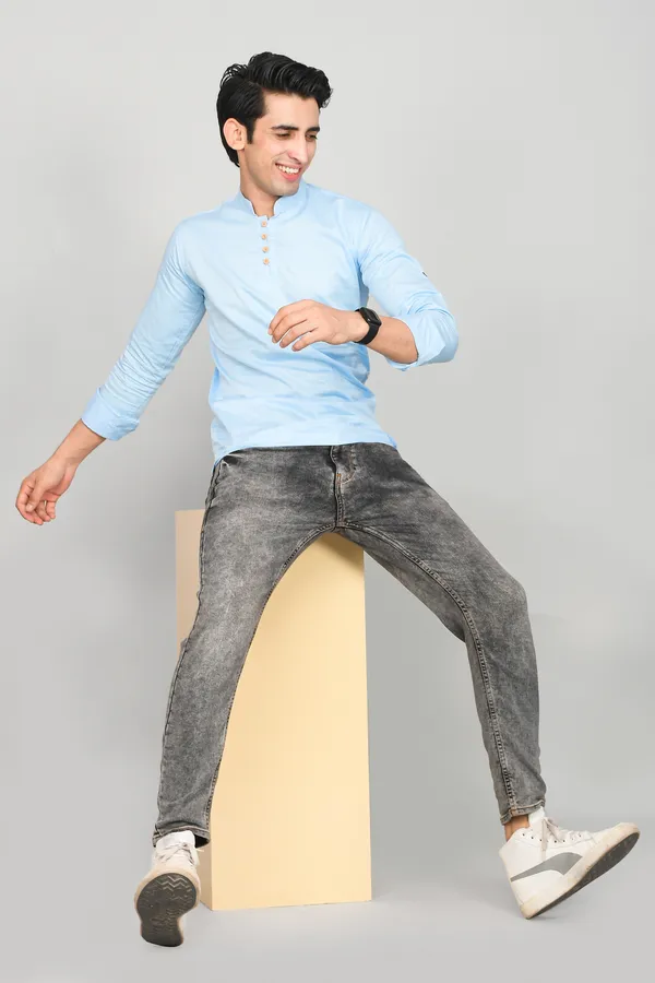 Men_Solid_Straight_Kurta_(Light_Blue)