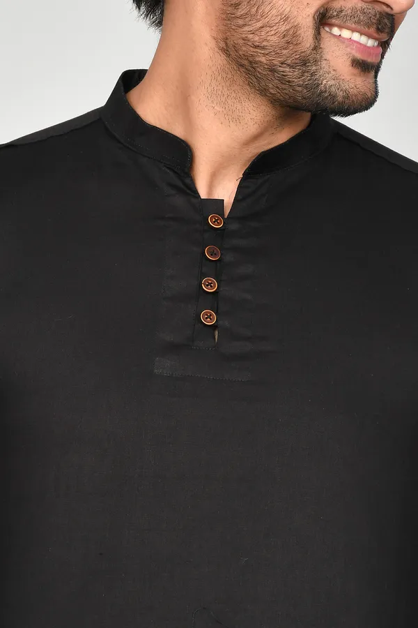 Men_Solid_Straight_Kurta_(Black)