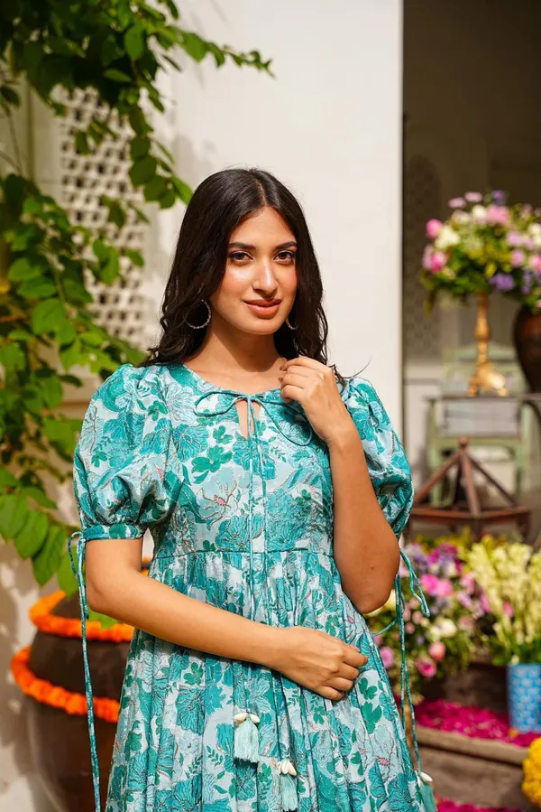 Sea_Green_Floral_Dress