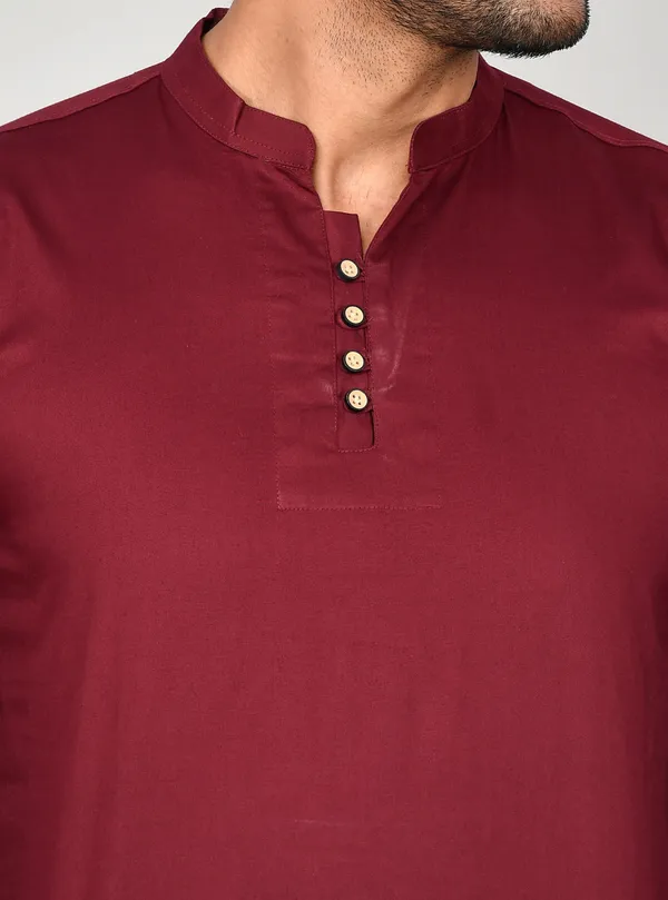 Men_Solid_Straight_Kurta_(Maroon)