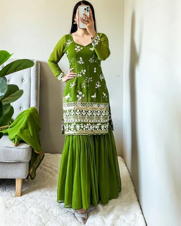 Beautiful_Georgette_Sharara_Set