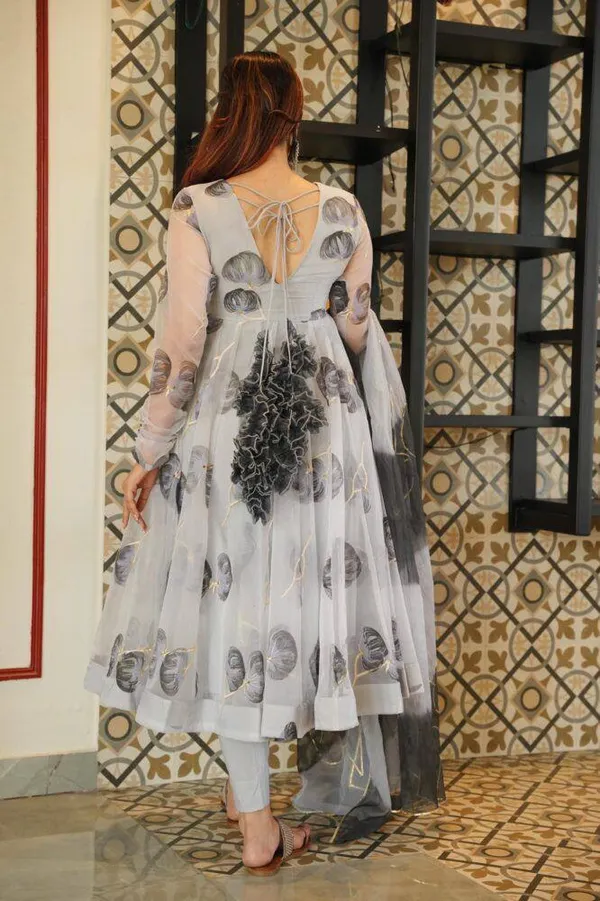Classic_Black_floral_Organza_Gown
