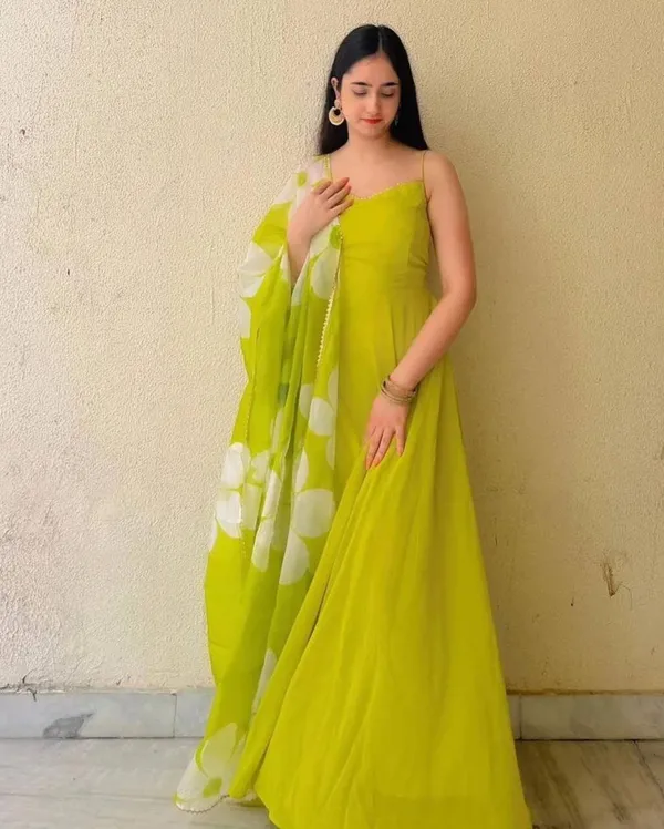 Beautiful_Solid_Gown_with_printed_dupatta
