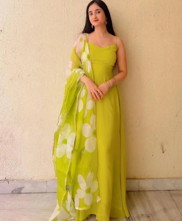 Beautiful_Solid_Gown_with_printed_dupatta