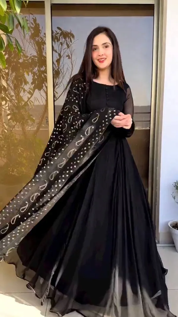 Bollywood_Style_Designer_Anarkali_Gown