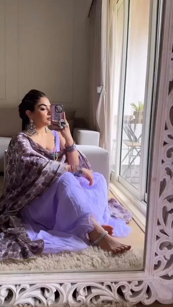 Lavender_Anarkali_Gown_With_kalamkari_Dupptta