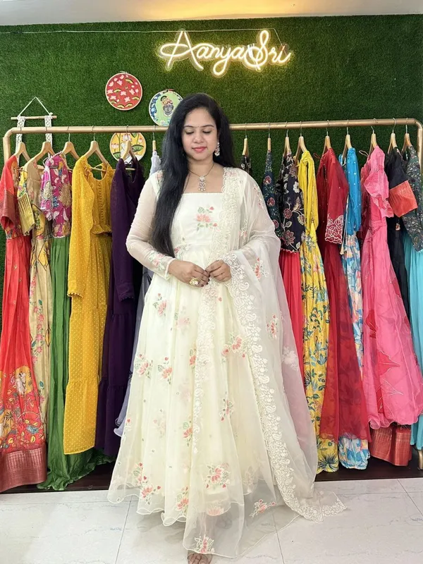 The_Pretty_White_Embroidered_Organza_Dress