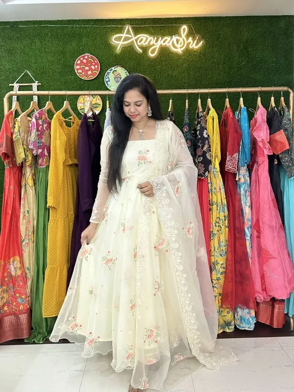 The_Pretty_White_Embroidered_Organza_Dress