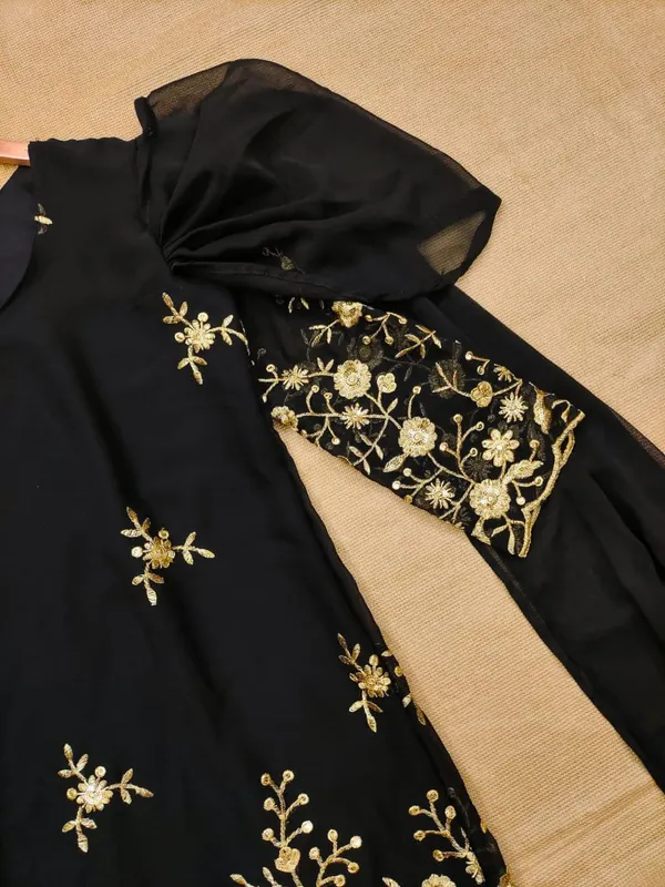Black_Top_with_Embroidered_Silk_Pant