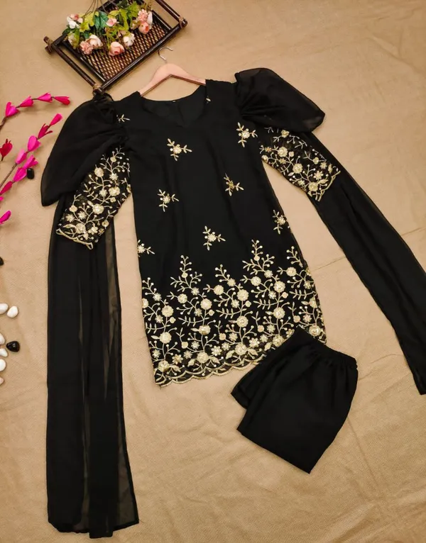 Black_Top_with_Embroidered_Silk_Pant