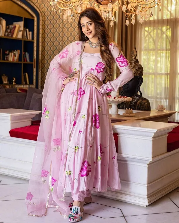Women_Georgette_Gown_Pant_Dupatta_Set