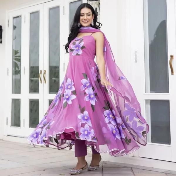 Women_Cotton_Blend_Kurta_Pant_Dupatta_Set