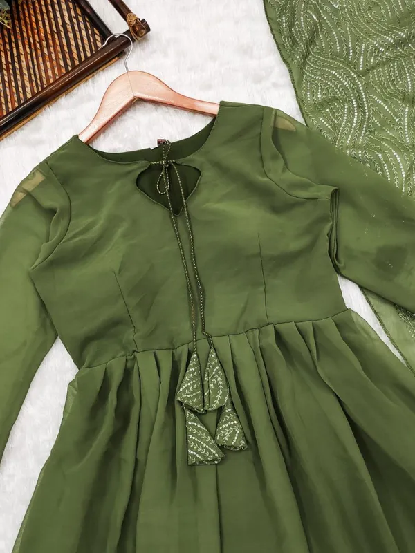 Gown,_Plain_Gown,_Mehndi_Green_Gown,_Indian_Dress,_Designer
