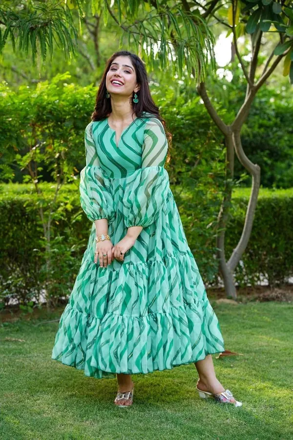 SKYE_GREEN_ORGANZA_DRESS