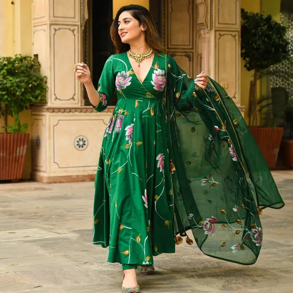 Floral_Organza_Hand_Printed_Women_Kurta_And_Dupatta_Set_(Green)