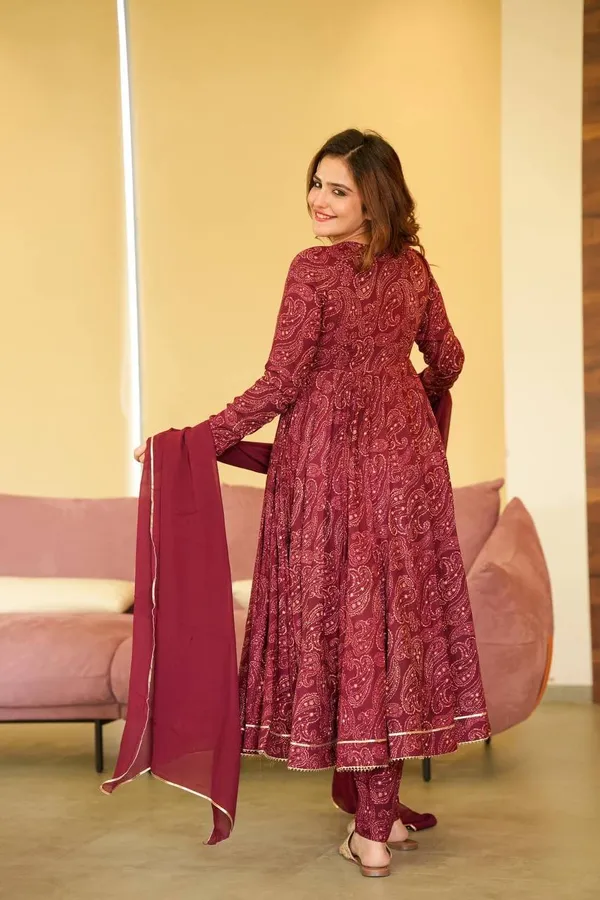 Wedding_Party_Wear_Women_Anarkali_Gown_Pant_&_Dupatta