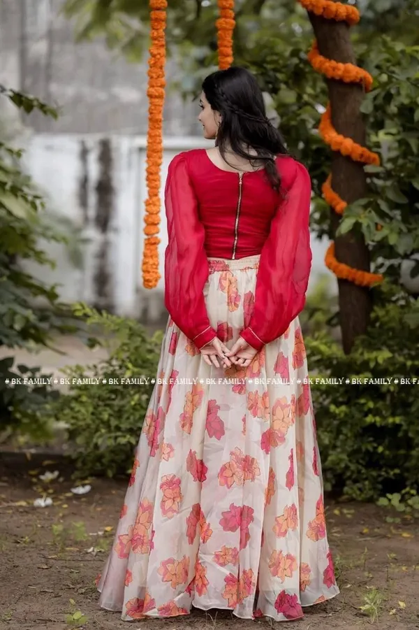 Ladies_Party_Fancy_Latest_Launched_Gown_Lehnga_Amazing_Clothing.