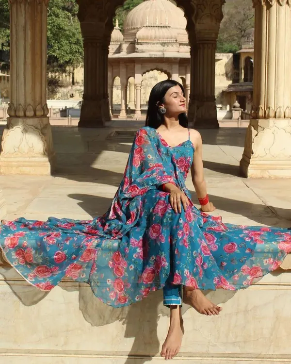 Chiffon_Floral_Anarkali_Gown_Set