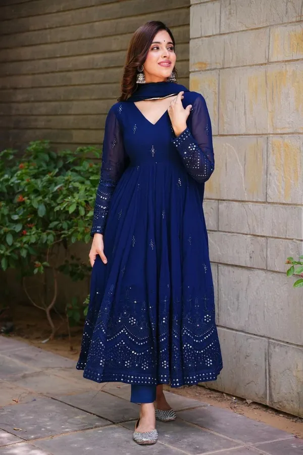Pure_Silk_Blend_Women_Kurta_And_Dupatta_Set_(Blue)