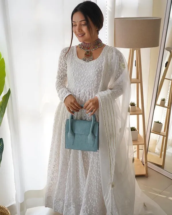 White_Georgette_Heavy_Embroidery_Work_Anarkali_Suit