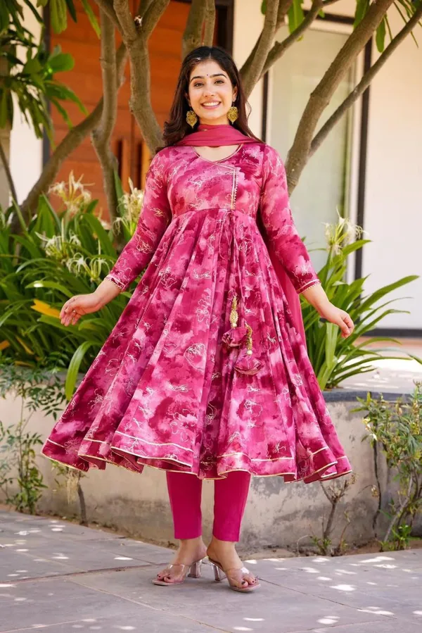 Indian_Readymade_Partywear_Floral_Gown_Dupatta