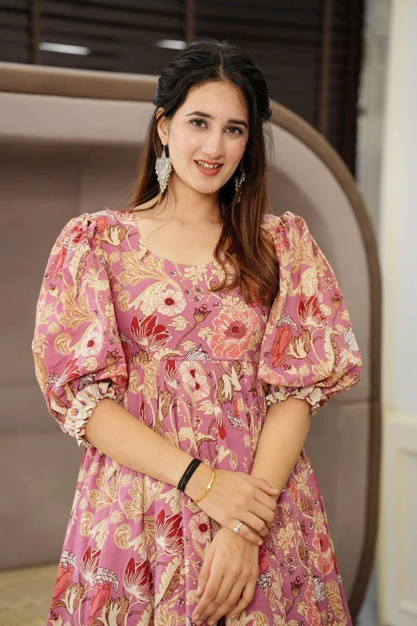 Indian_Festival_Wear_Women_Printed_Muslin_Anarkali_Gown