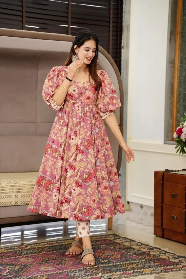 Indian_Festival_Wear_Women_Printed_Muslin_Anarkali_Gown