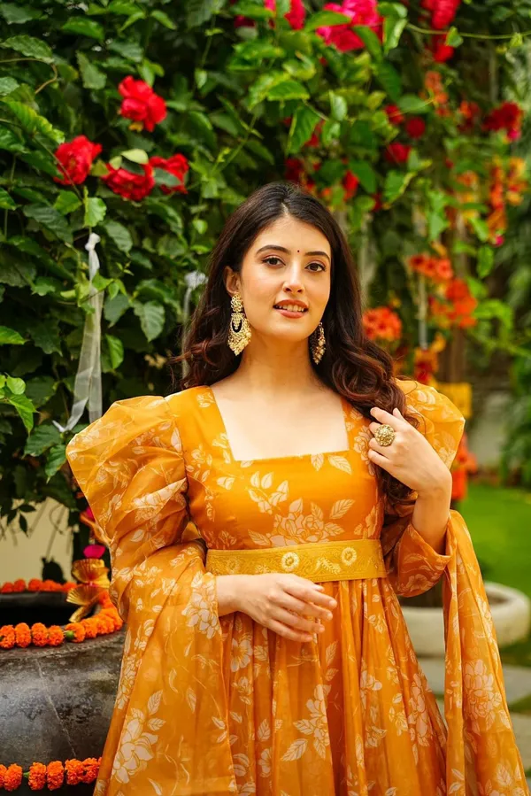 Yellow_Floral_Belt_Gown