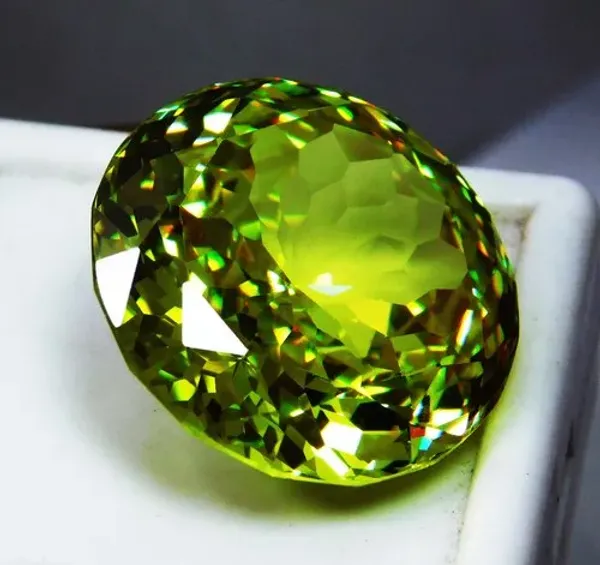 RIVA GEMS Green Cubic Zircon Natural Certified Diamond Cut Loose