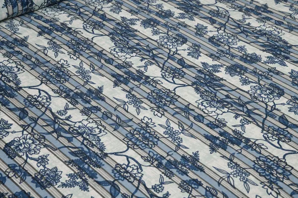 320_TC_King_Size_Premium_100%_Cotton__Fitted_and_Flat_Bedsheet_With_Two_Pillow_Covers_(80x76_Inches)