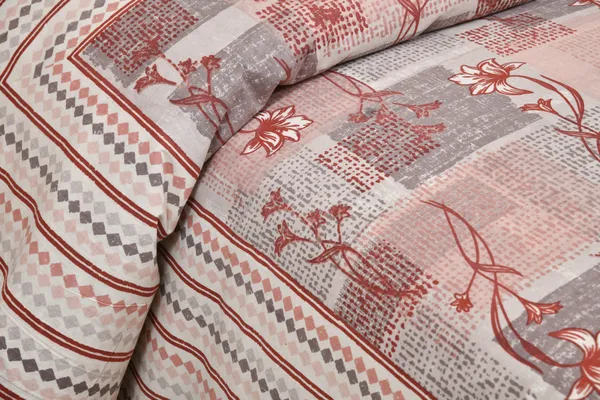 320_TC_Traditional_Floral_Pure_100%_Cotton_King_Size__Fitted_and_Flat_BedSheet(80x76_Inches)
