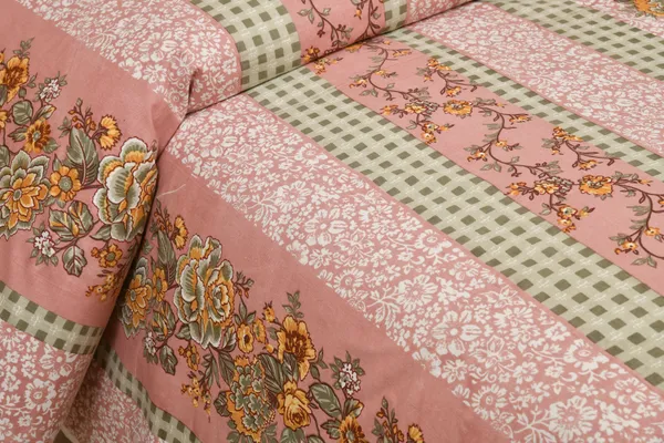 320_TC_King_Size_Premium_100%_Cotton__Fitted_and_Flat_Bedsheet_With_Two_Pillow_Covers_(80x76_Inches)