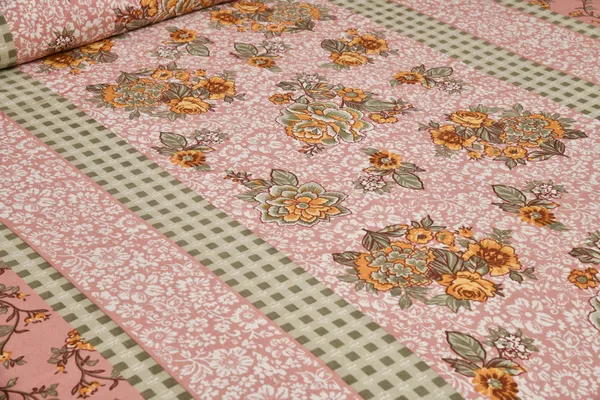 320_TC_King_Size_Premium_100%_Cotton__Fitted_and_Flat_Bedsheet_With_Two_Pillow_Covers_(80x76_Inches)