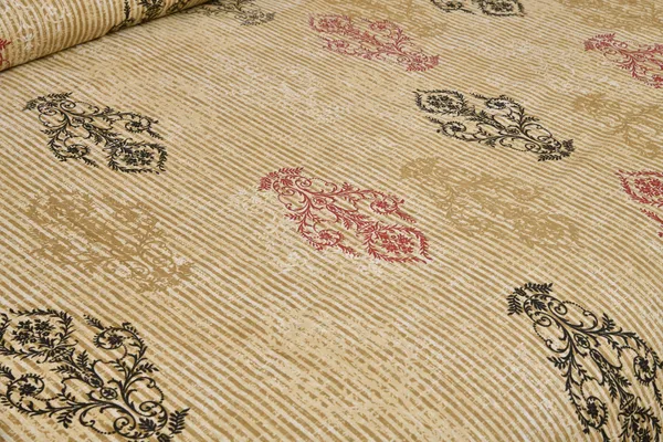 320_TC_Traditional_Floral_Pure_100%_Cotton_King_Size_Flat_BedSheet_(108x108_Inches)