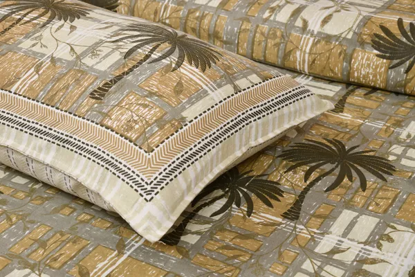 320_TC_King_Size_Premium_100%_Cotton__Fitted_and_Flat_Bedsheet_With_Two_Pillow_Covers_(80x76_Inches)