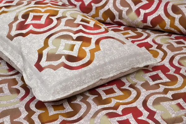 320_TC_King_Size_100%_Cotton_Flat_Bedsheet_With_Two_Pillow_Covers:_Experience_Unmatched_Comfort_And_Style_For_Your_Bedroom_(108x108_Inches)