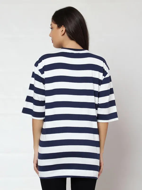 Oversize_Women_Round_Neck_Tshirt