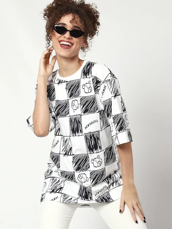 Lauren_Adams_Oversized_Printed_T-shirt_for_Women