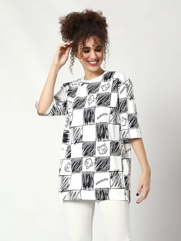 Lauren_Adams_Oversized_Printed_T-shirt_for_Women