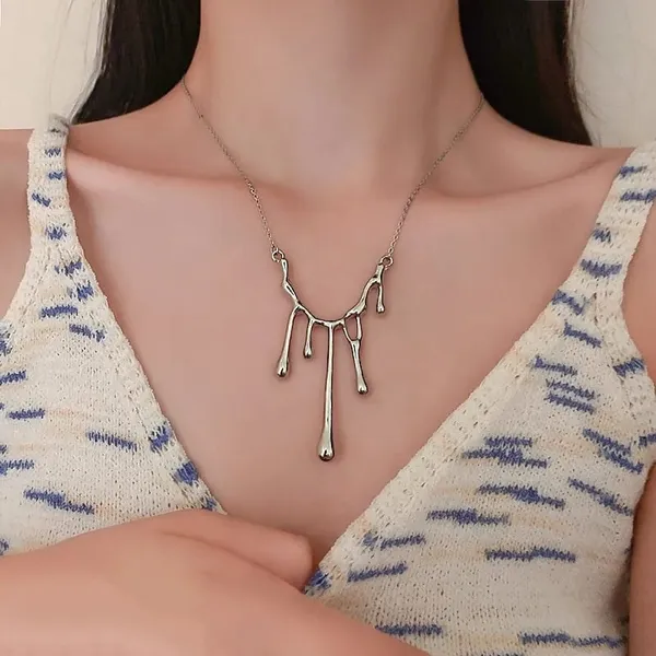 Necklace_Pendant_Chain_Jewelry_Women_Girls_Korean_Strip_Around_Neck_Design_Silver_For_Women_And_Girls