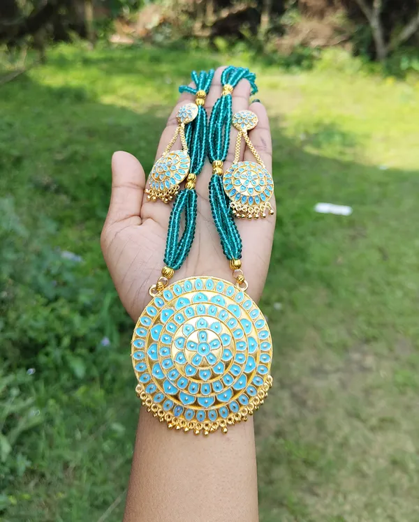 Assamese_Traditional_Blue_Meenakari_Japi_Jewellery_Set
