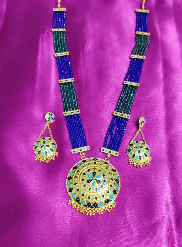 Assamese_Traditional_Copper_Based_Gold_Plated_Blue_Meenakari_Japi_Tassel_Jewellery_Set_For_Women_&_Tassel