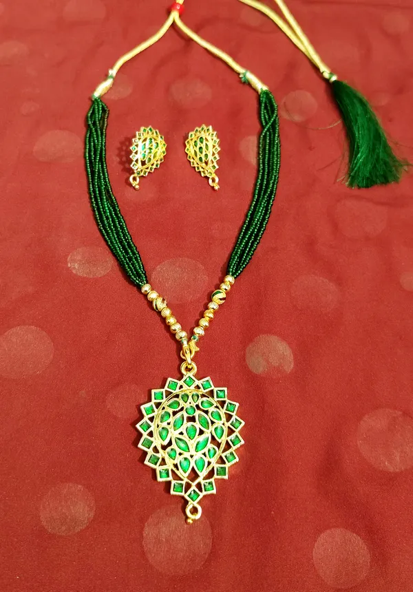 Assamese_Traditional_Gold_Plated_Green_Meenakari_Dugdugi_Tassel_Jewellery_Set_For_Women_&_Girls