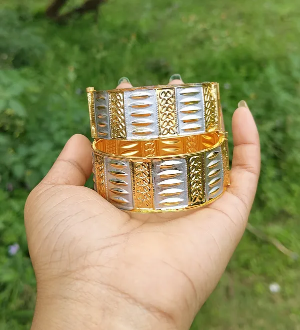 Assamese_Traditional_gold_plated_silver_colour__Muthi_Kharu/Bangle_set_for_women_&_girls